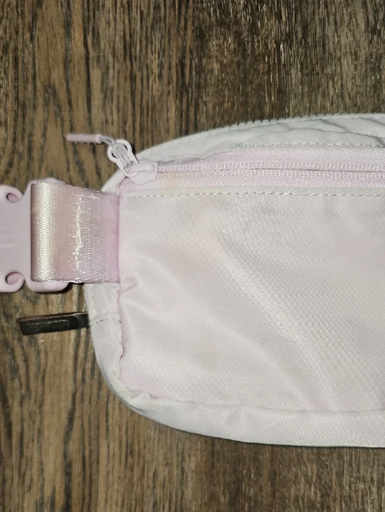 lululemon, light pink, activewear, Fanny, mesh, Spring, Workout, Yoga, Summer - Picture 5 of 9